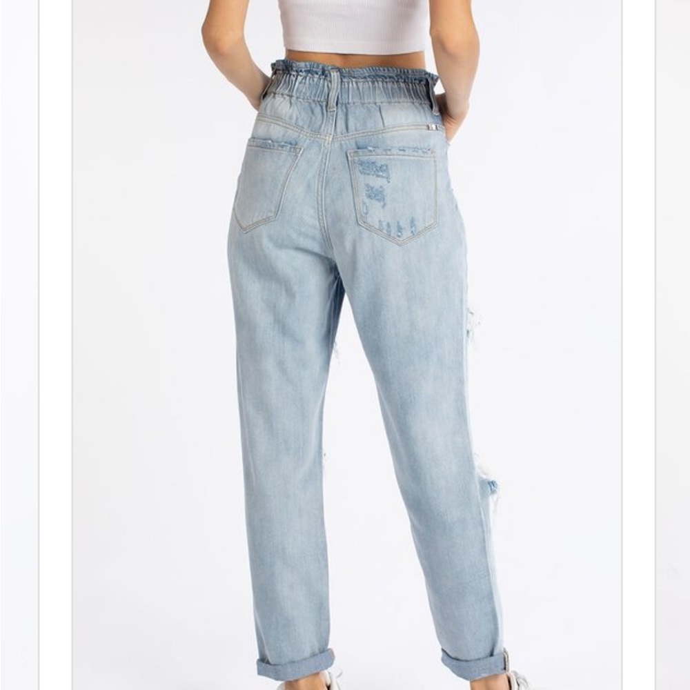 KANCAN HIGH RISE MOM JEANS SIZE 5/26 DISTRESSED / LIGHT / 90s Y2K Style NWOT - Picture 2 of 10